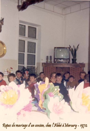 N 123 Mariage Mercury chez l'abbé Garin 1970