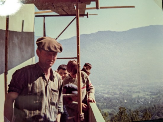 N151 Mercury construction du CET par l'Abbé garin  1968